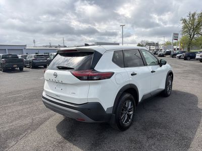 2022 Nissan Rogue — detail view