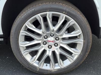 2026 GMC Yukon — detail view