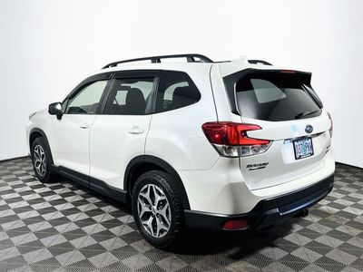 2023 Subaru Forester — detail view