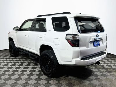 2018 Toyota 4Runner — detail view