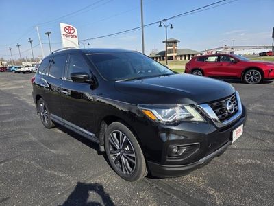 2019 Nissan Pathfinder — interior view