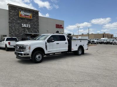 2026 Ford F-350 — side profile view