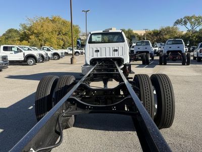 2027 Ford F-650 — detail view