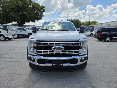2026 Ford F-550 — side profile view