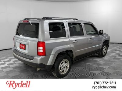 2015 Jeep Patriot — detail view