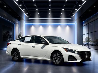 2025 Nissan Altima — side profile view