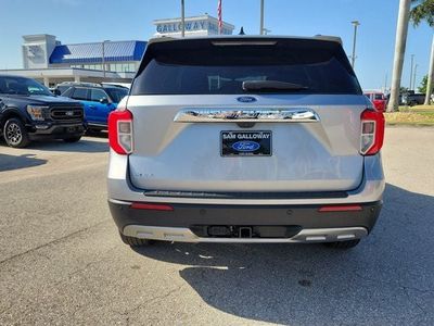 2023 Ford Explorer — detail view