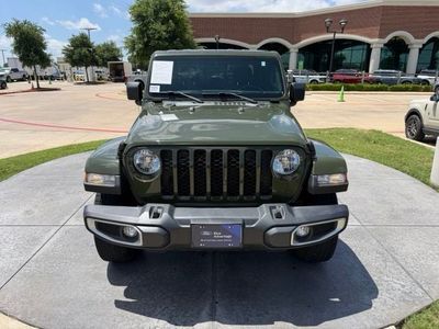2021 Jeep Gladiator — side profile view