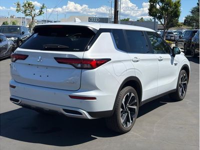 2025 Mitsubishi Outlander PHEV — detail view
