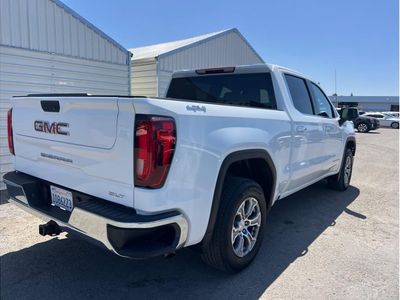 2024 GMC Sierra 1500 Crew Cab — interior view