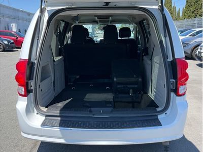 2017 Dodge Grand Caravan Passenger — detail view