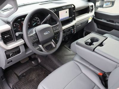 2026 Ford F-550SD — detail view