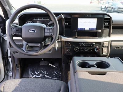 2026 Ford F-350SD — detail view