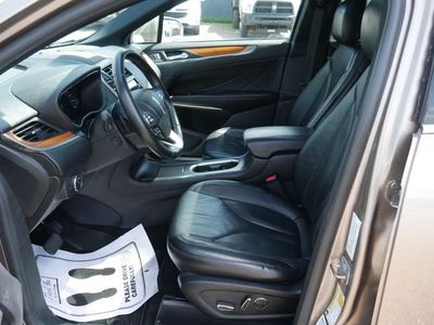 2019 Lincoln MKC — side profile view
