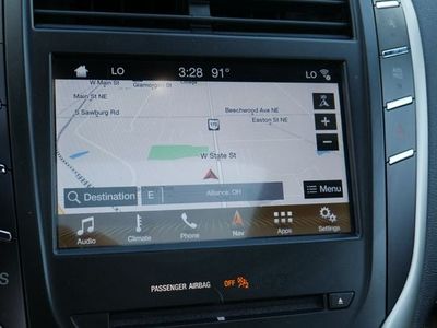 2019 Lincoln MKC — interior view