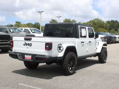 2024 Jeep Gladiator — side profile view