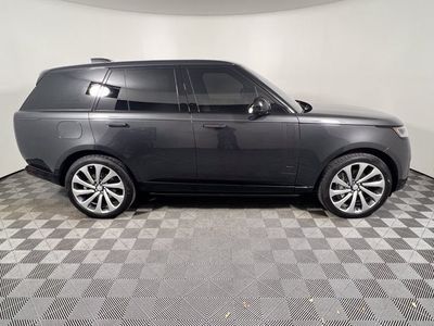 2023 Land Rover Range Rover — detail view