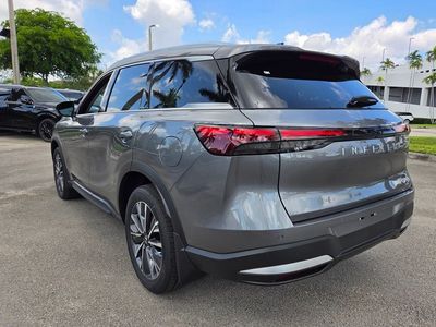 2027 INFINITI QX60 — interior view