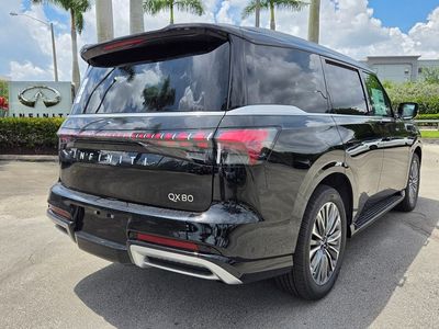 2027 INFINITI QX80 — side profile view