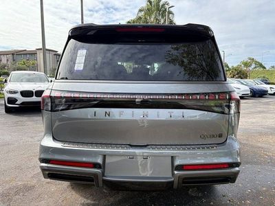 2026 INFINITI QX80 — detail view