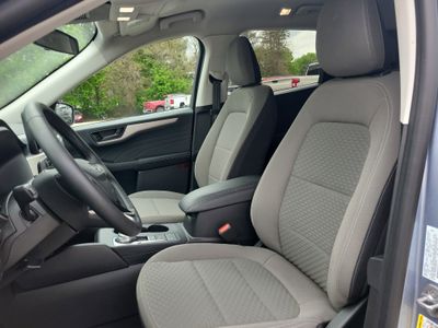 2022 Ford Escape — detail view