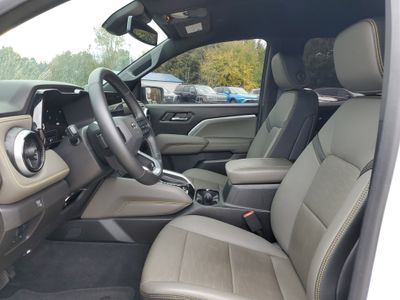 2024 Chevrolet Colorado — detail view