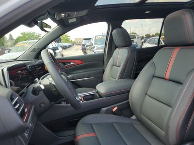2026 Chevrolet Traverse — detail view
