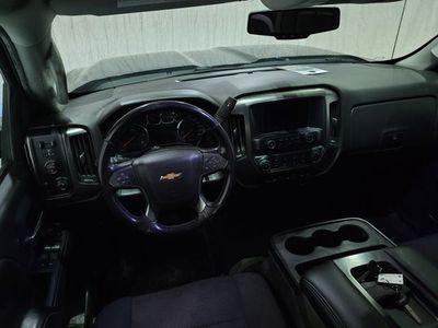 2018 Chevrolet Silverado 2500HD — interior view