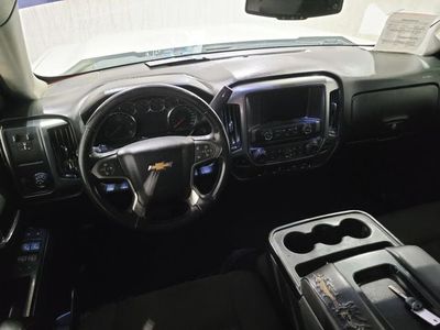 2018 Chevrolet Silverado 1500 — interior view