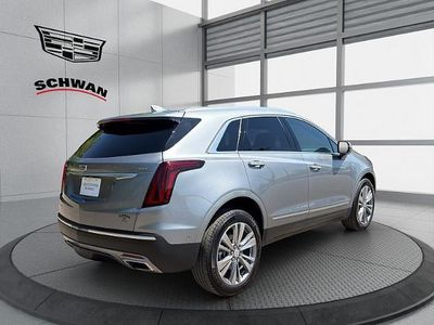 2025 Cadillac XT5 — interior view