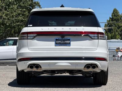 2026 Lincoln Aviator — detail view