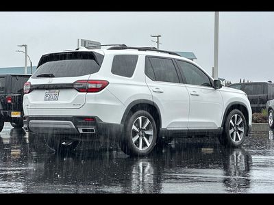 2023 Honda Pilot — rear three-quarter view