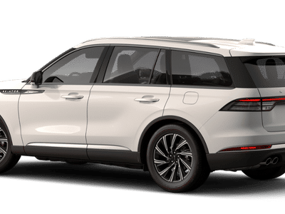 2026 Lincoln Aviator — side profile view