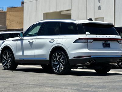 2026 Lincoln Aviator — detail view