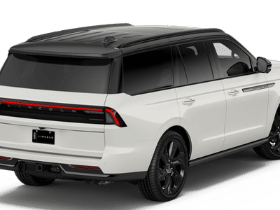 2026 Lincoln Navigator — rear three-quarter view