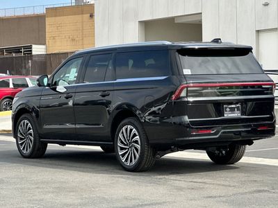 2026 Lincoln Navigator L — detail view