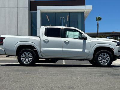 2023 Nissan Frontier — side profile view