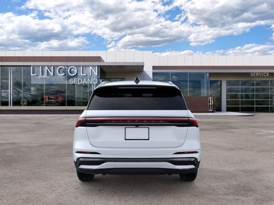 2026 Lincoln Nautilus — detail view