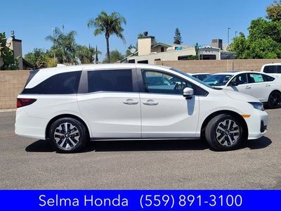 2026 Honda Odyssey — rear three-quarter view