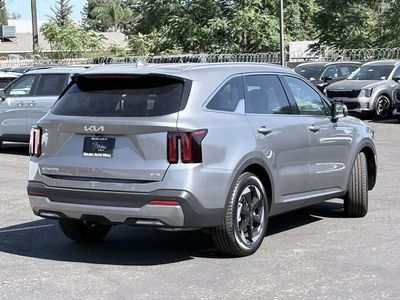 2026 Kia Sorento Hybrid — side profile view