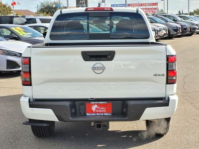 2026 Nissan Frontier — detail view