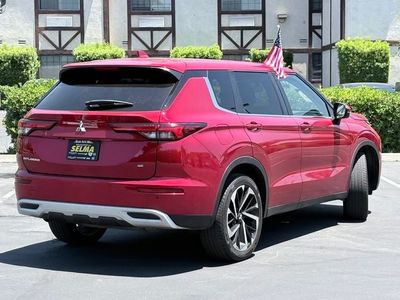 2024 Mitsubishi Outlander — detail view