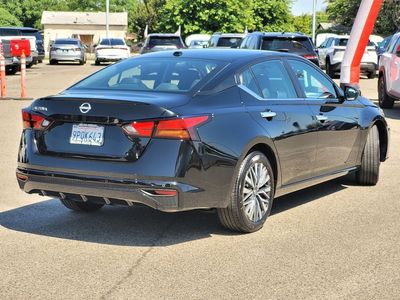 2025 Nissan Altima — detail view