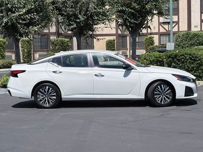 2025 Nissan Altima — interior view