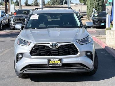 2021 Toyota Highlander — rear three-quarter view