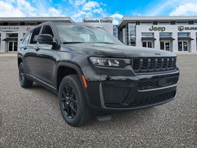2026 Jeep Grand Cherokee — side profile view