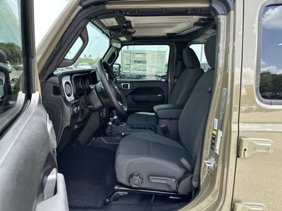 2026 Jeep Gladiator — side profile view