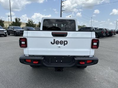 2026 Jeep Gladiator — detail view