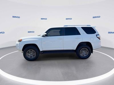 2017 Toyota 4Runner — detail view