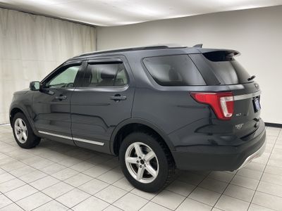 2017 Ford Explorer — side profile view